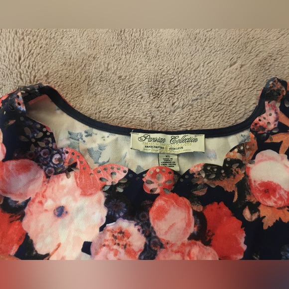 Floral crop with laser cut flowers - Picture 2 of 6